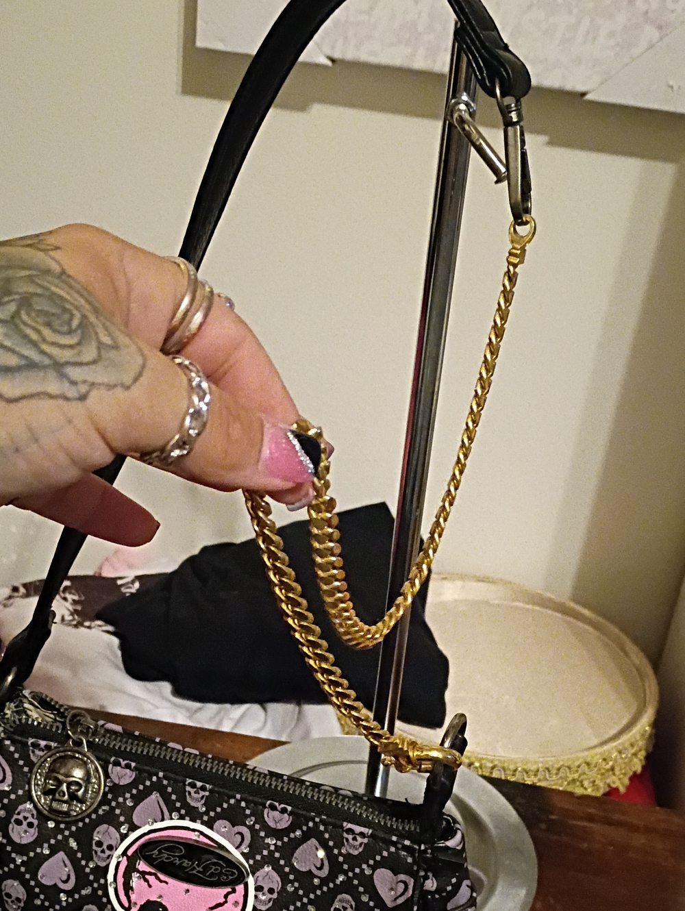 Accessory - Picture 2 of 5